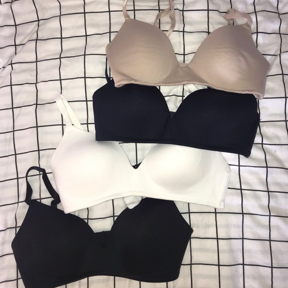 4 bras